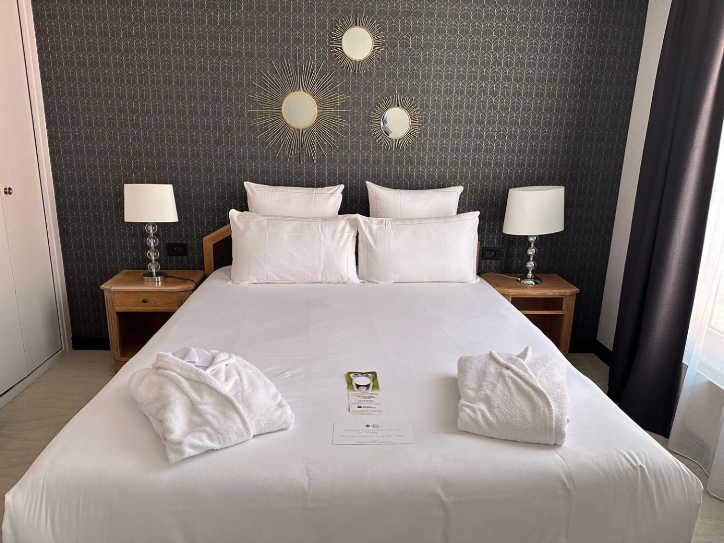 Best Western Plus Le Picardy Saint-Quentin  Exteriör bild